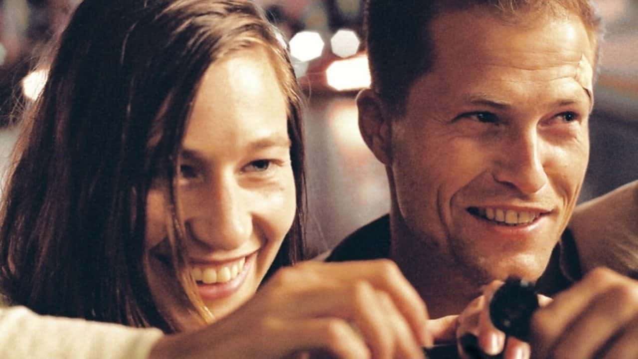 Кадр з фільму Босоніж по життю (2005)