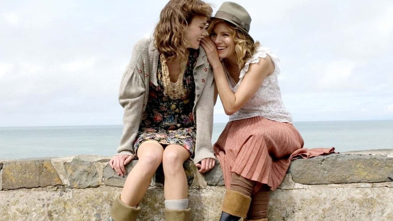 Кадр з фільму Заборонене кохання (2008)