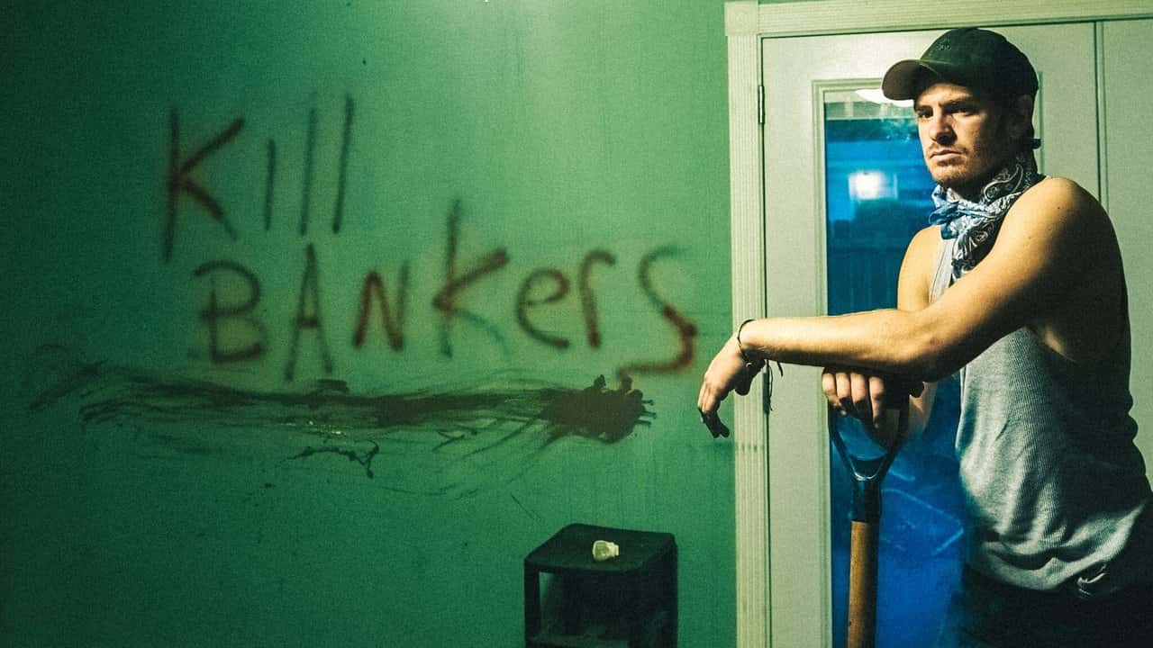 Кадр з фільму 99 будинків (2015)