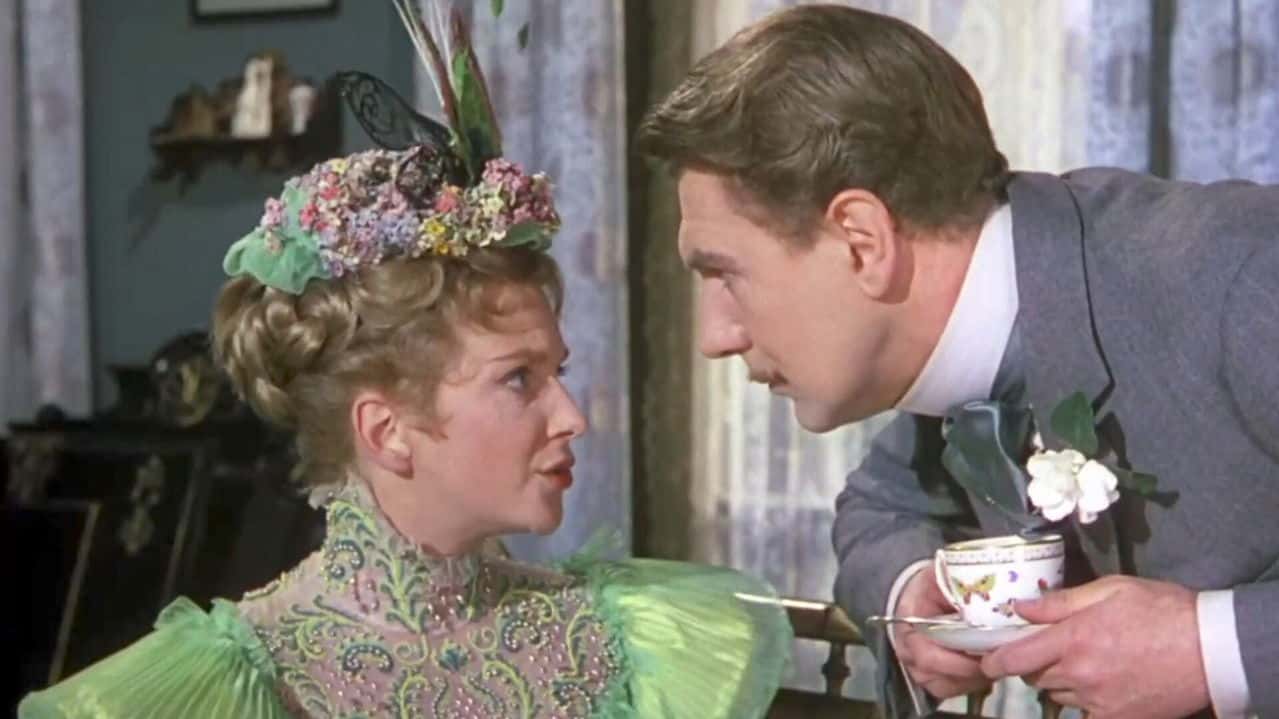 Кадр з фільму Як важливо бути поважним (1952)