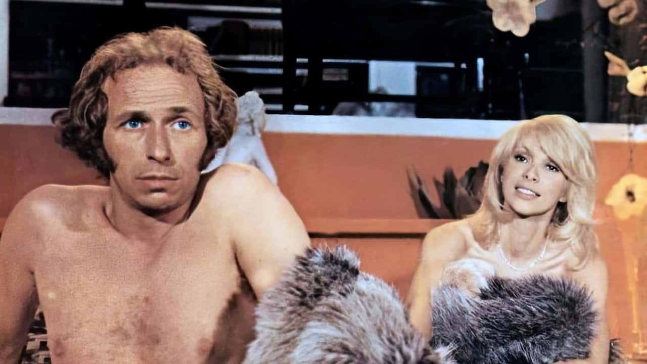 Кадр з фільму Високий блондин у чорному черевику (1972)
