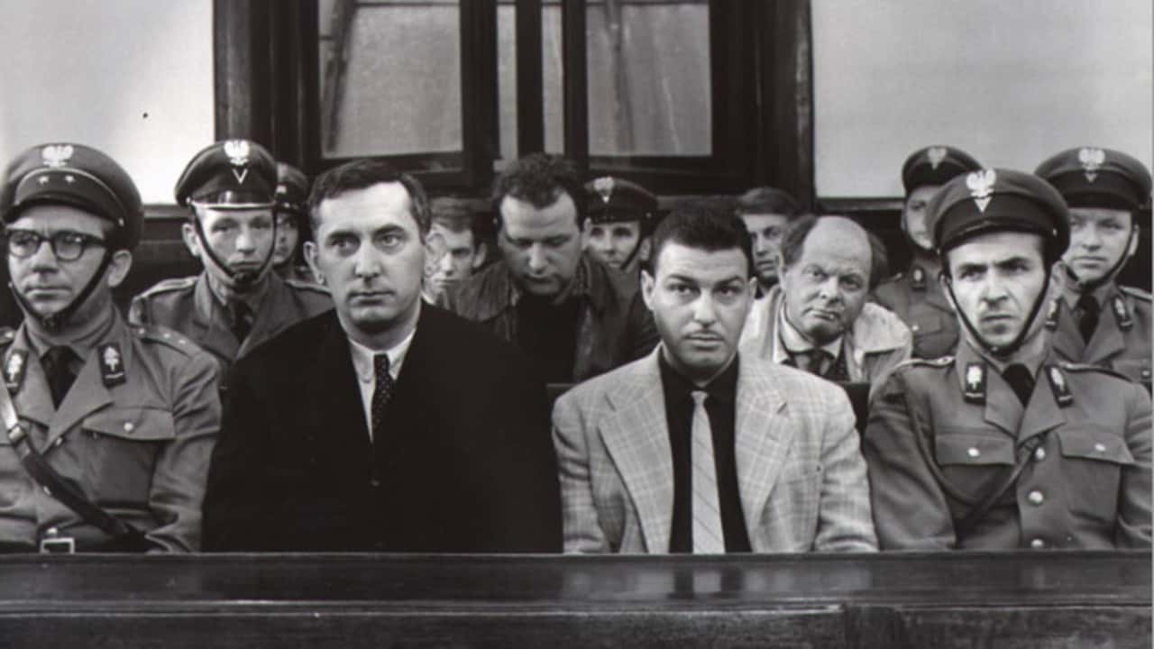 Кадр з фільму Гангстери та філантропи (1963)