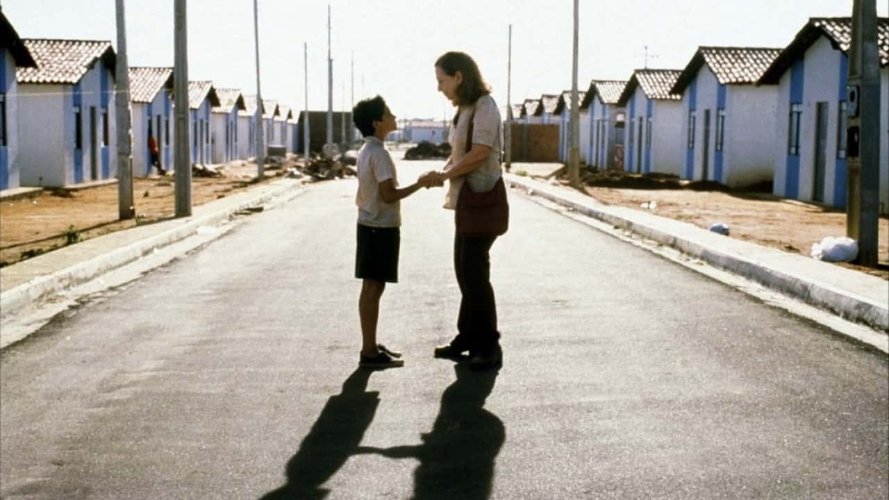 Кадр з фільму Центральний вокзал (1998)