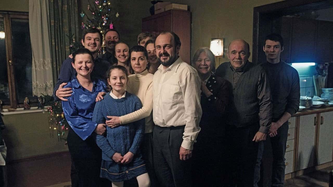 Кадр з фільму Тиха ніч (2017)