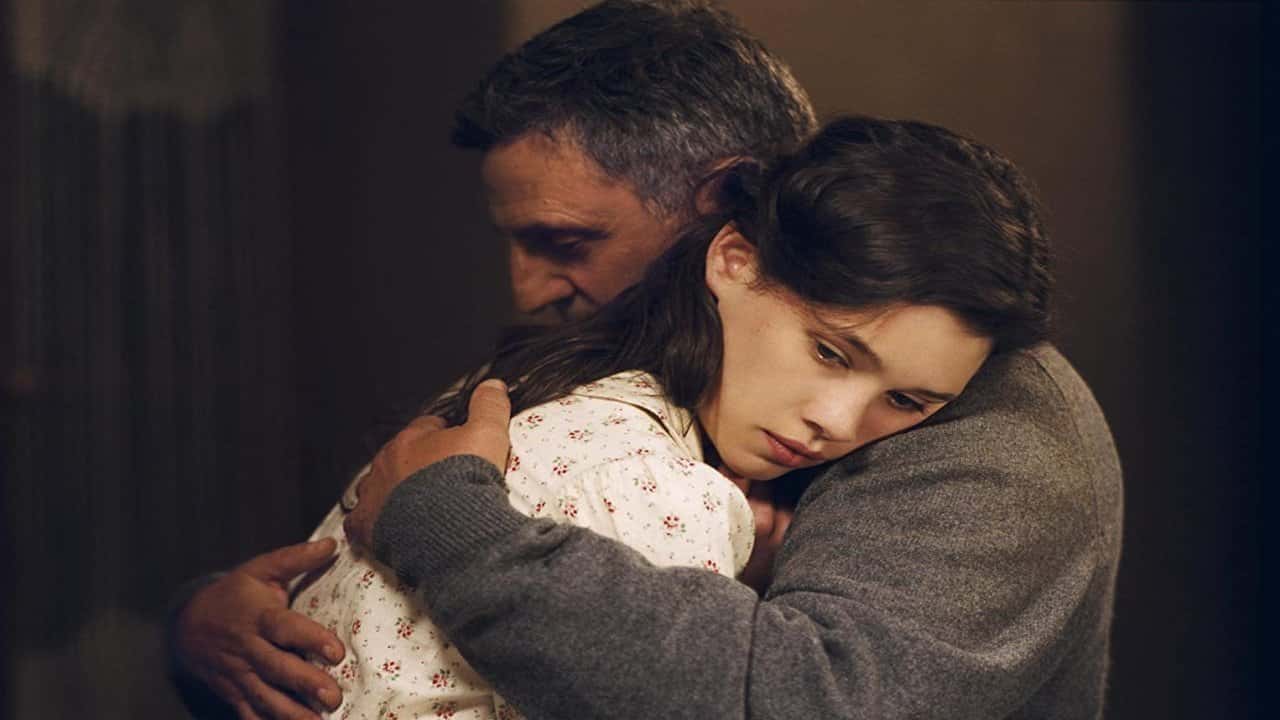 Кадр з фільму Дочка землекопа (2011)
