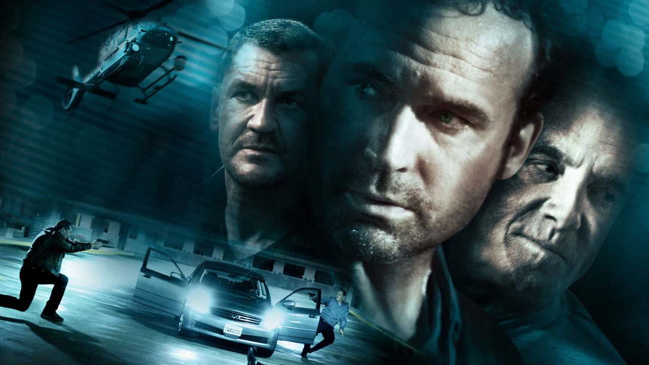 Кадр з фільму Аутсайдер (2015)