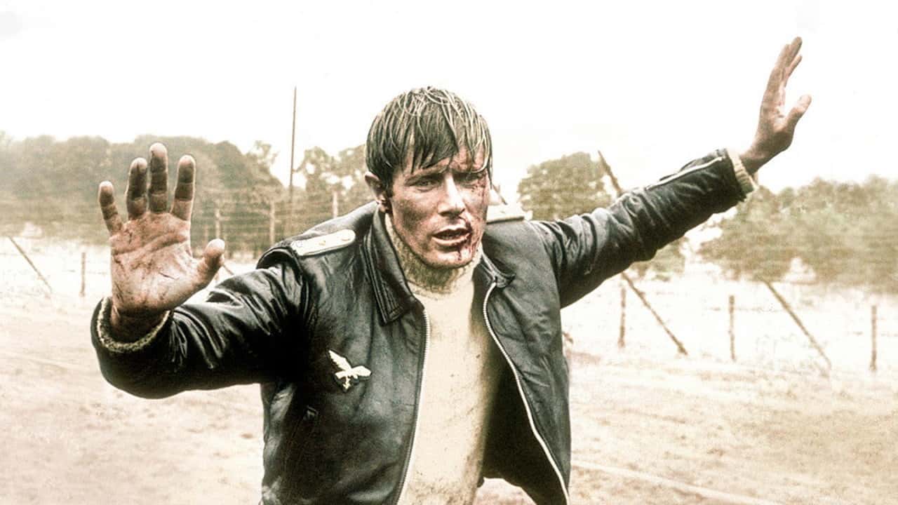 Кадр з фільму Втеча з табору МакКензі (1970)