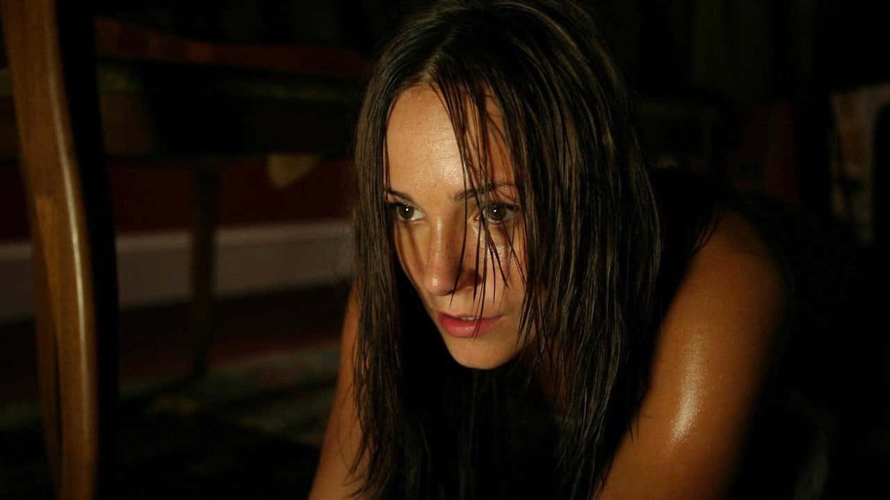 Кадр з фільму Дім для хижака (2010)