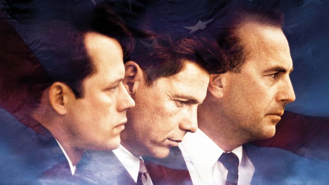 Кадр з фільму Тринадцять днів (2000)