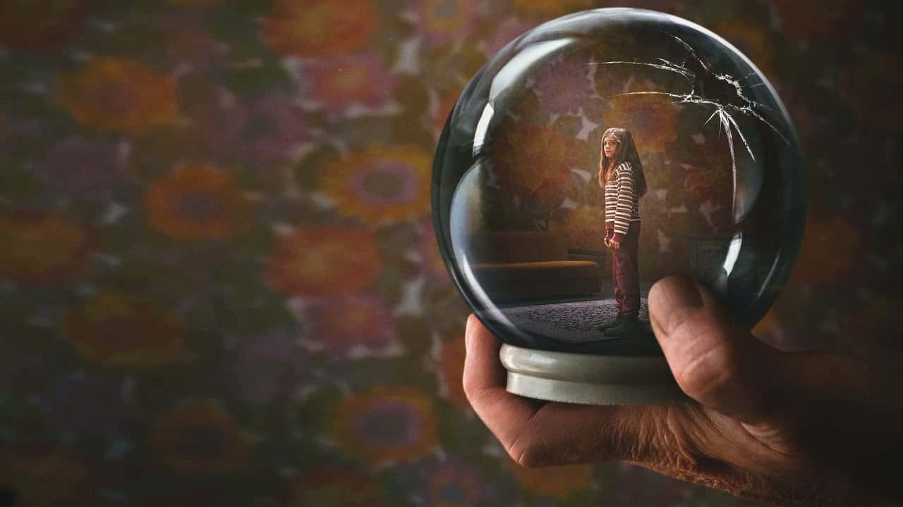 Кадр із серіалу Любе дитя (2023)