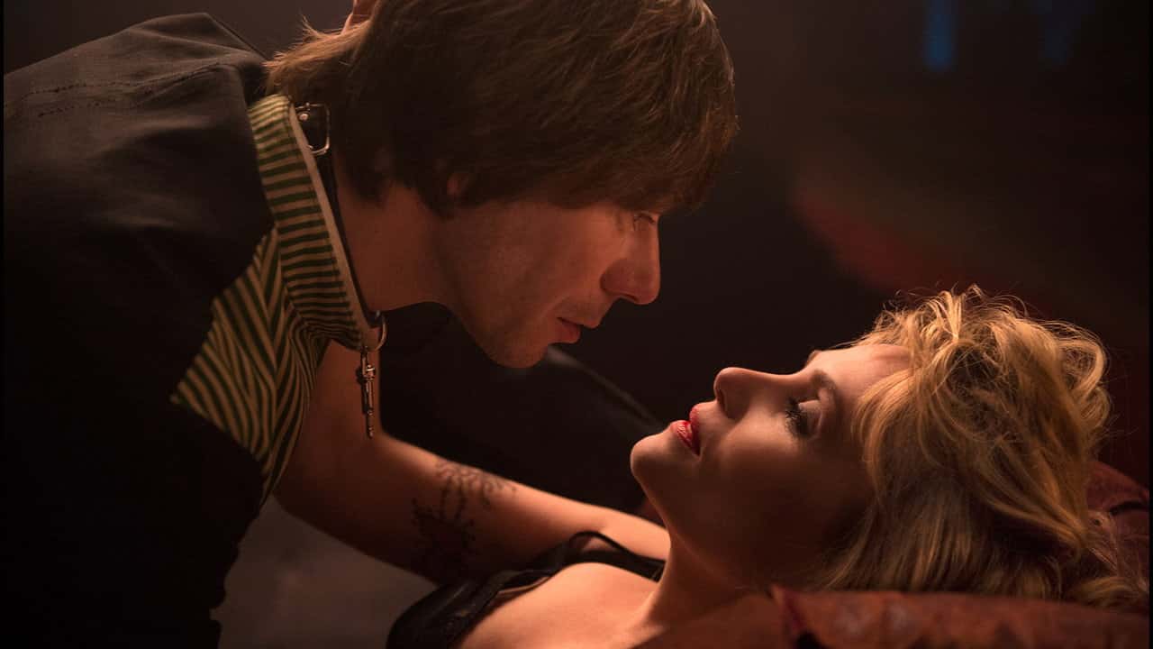 Кадр з фільму Венера в хутрі (2013)
