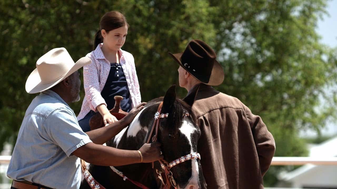 Кадр з фільму Наїзниці та янголи (2012)