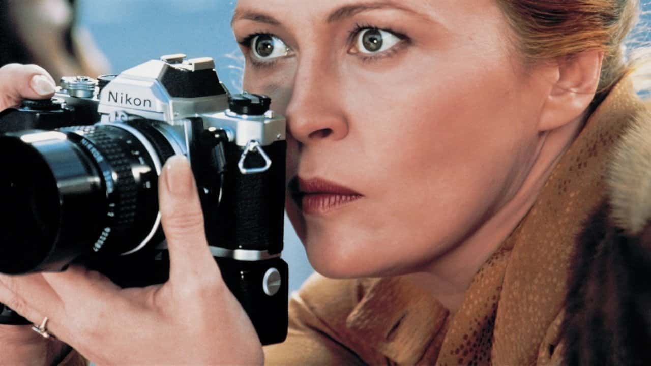 Кадр з фільму Очі Лаури Марс (1978)