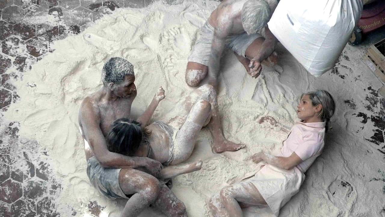 Кадр з фільму Кілька щасливців (2010)
