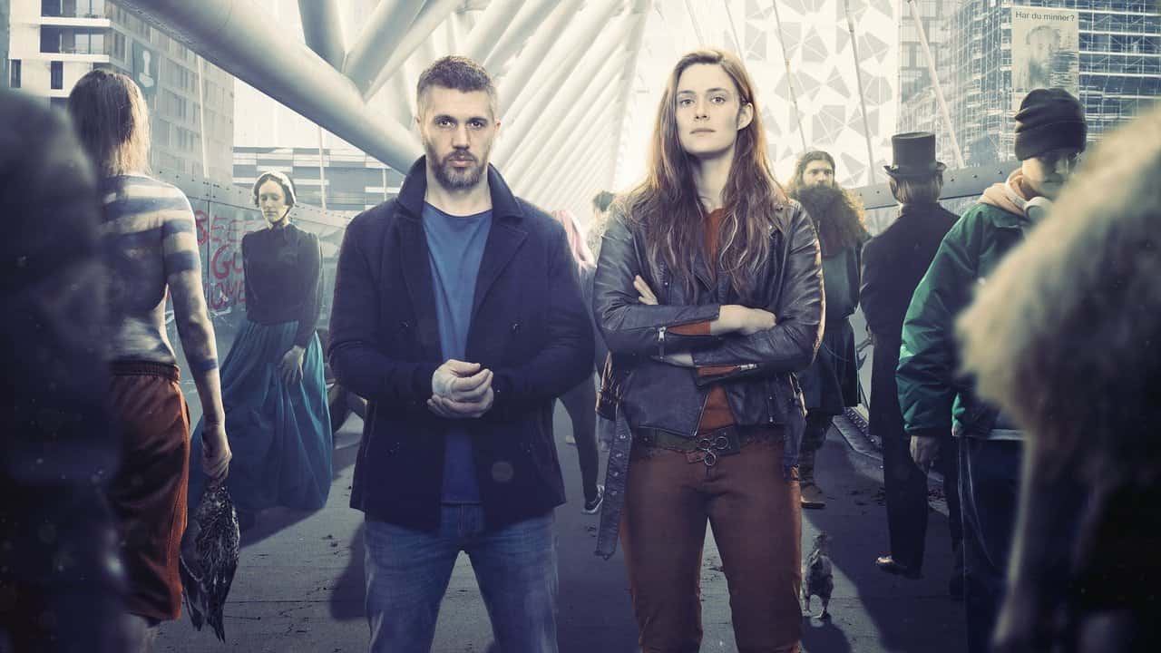 Кадр із серіалу Прибульці з минулого (2019)