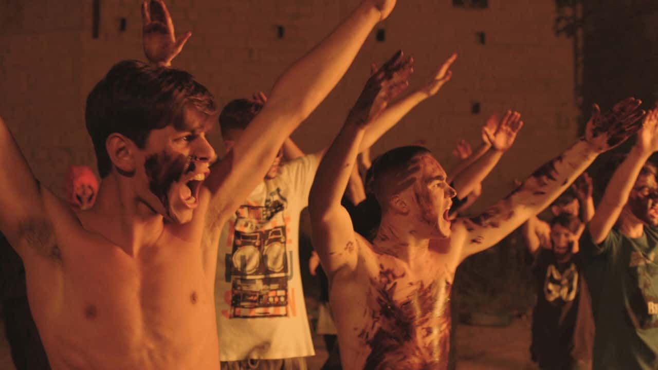 Кадр з фільму Піраньї Неаполя (2019)