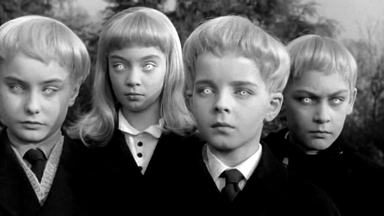 Кадр з фільму Прокляте селище (1960)