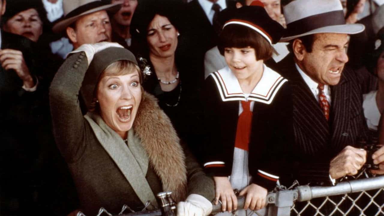 Кадр з фільму Маленька міс Маркер (1980)