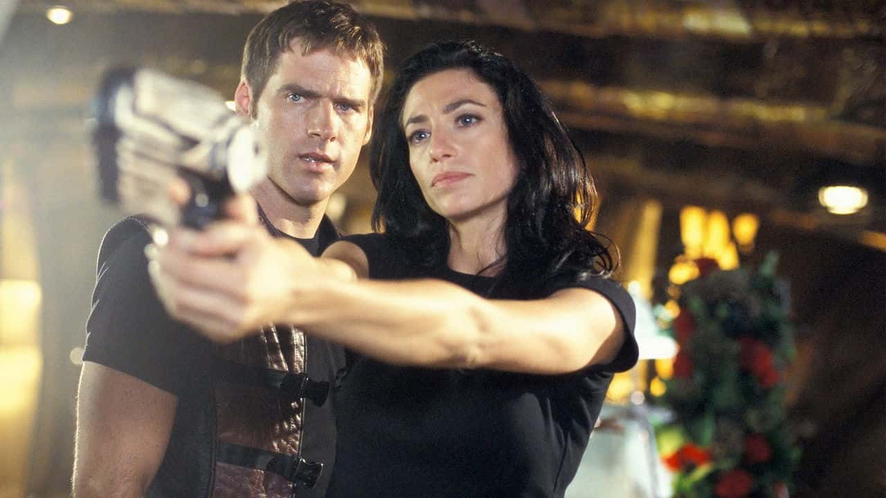 Кадр із серіалу Галактична війна (2004)