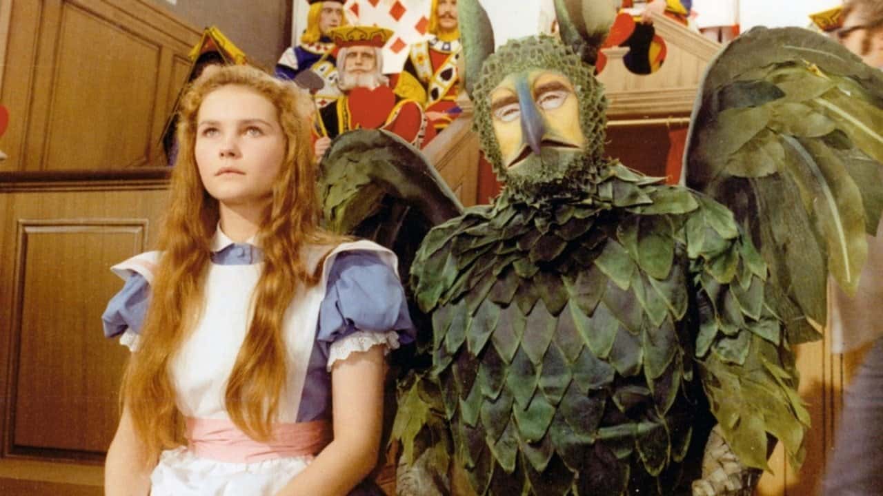 Кадр з фільму Пригоди Аліси в Країні чудес (1972)