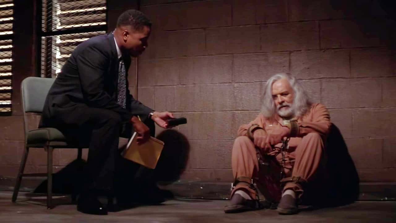 Кадр з фільму Інстинкт (1999)