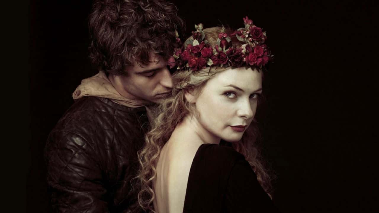 Кадр із серіалу Біла королева (2013)