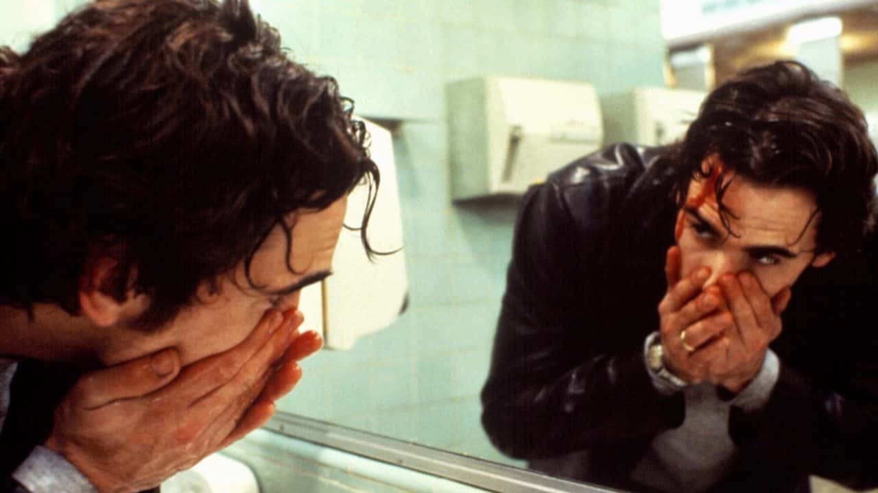 Кадр з фільму Аптечний ковбой (1989)
