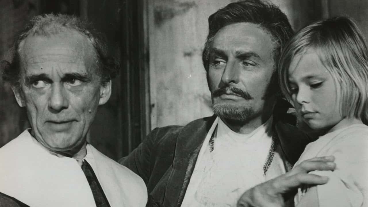 Кадр із серіалу Наполеон та Жозефіна: Історія кохання (1987)