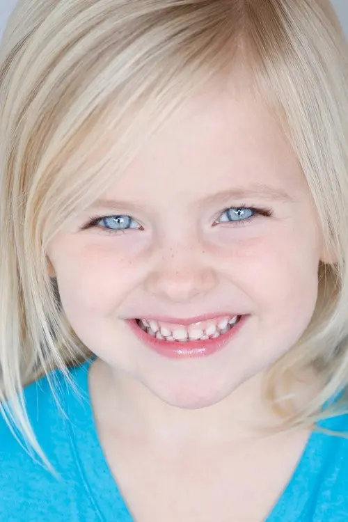 Фото Ella Allan