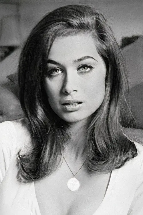 Фото Valerie Leon