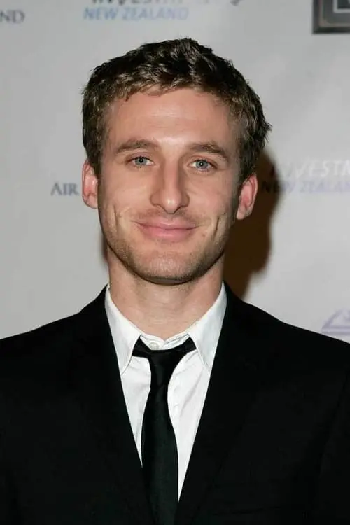 Фото Dean O'Gorman