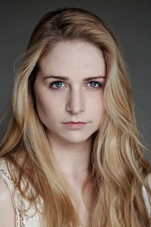 Фото Niamh Algar