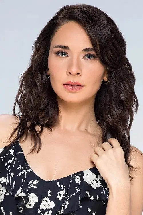 Фото Adriana Louvier