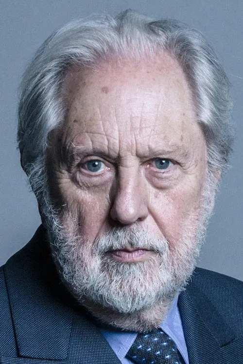 Фото David Puttnam