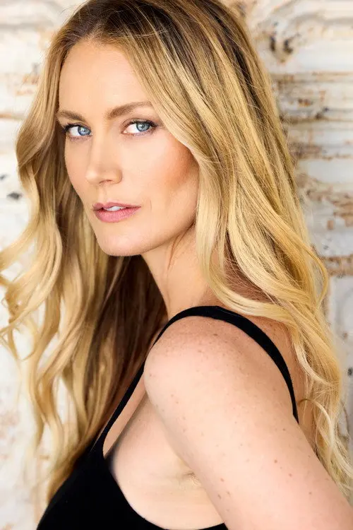 Фото Stefanie Estes