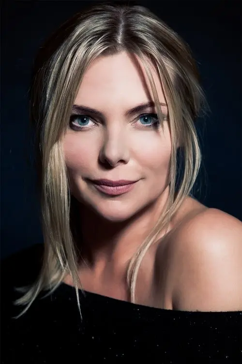 Фото Samantha Womack