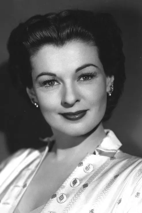 Фото Ruth Hussey