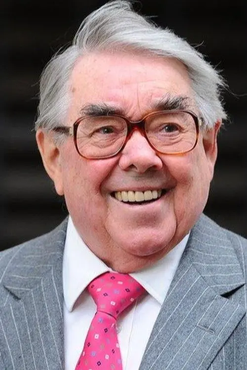 Фото Ronnie Corbett