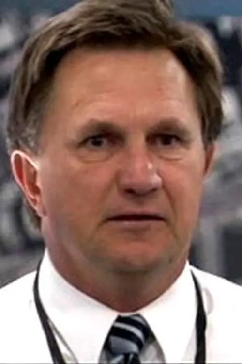Фото Frankie J. Holden