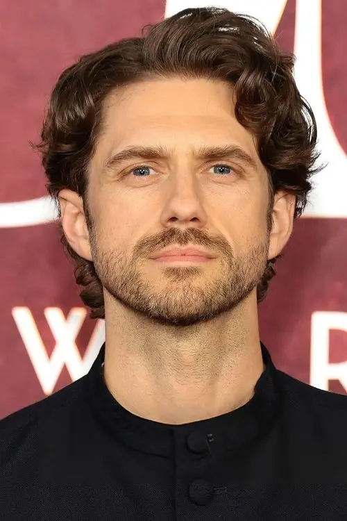 Фото Aaron Tveit