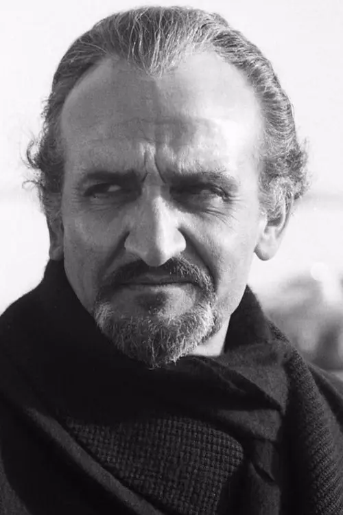 Фото Roger Delgado