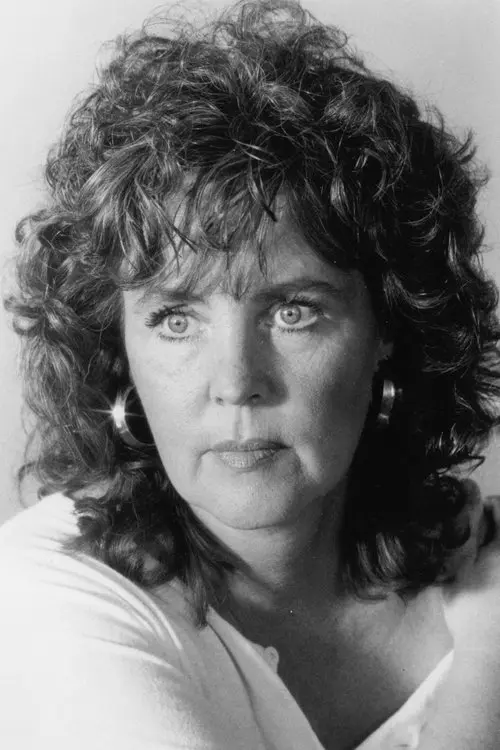Фото Pauline Collins