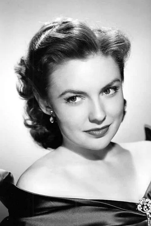 Фото Joan Leslie