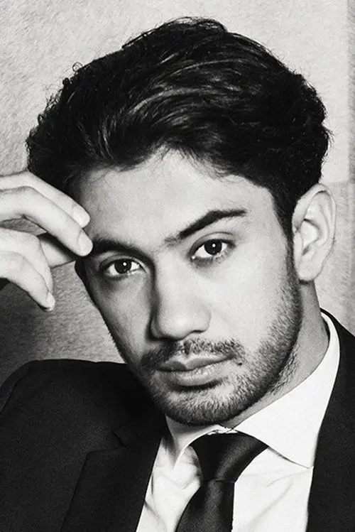Фото Reza Rahadian