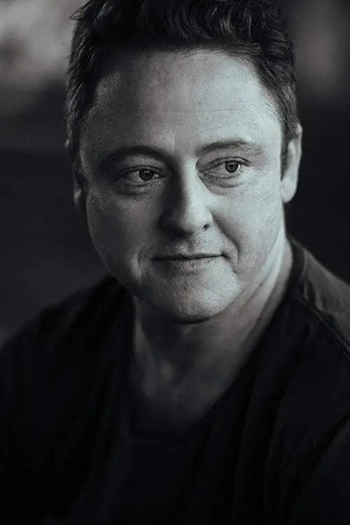Фото Simon Maiden