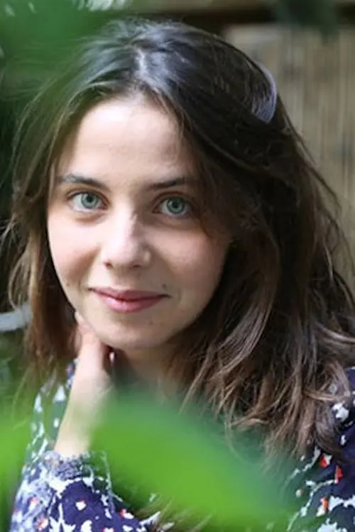 Фото Éva Lallier