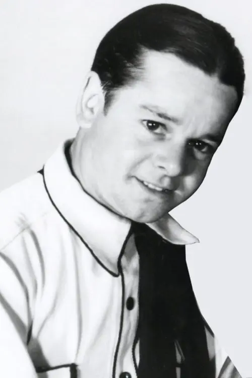 Фото Billy Curtis