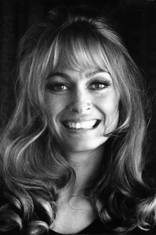 Фото Suzy Kendall