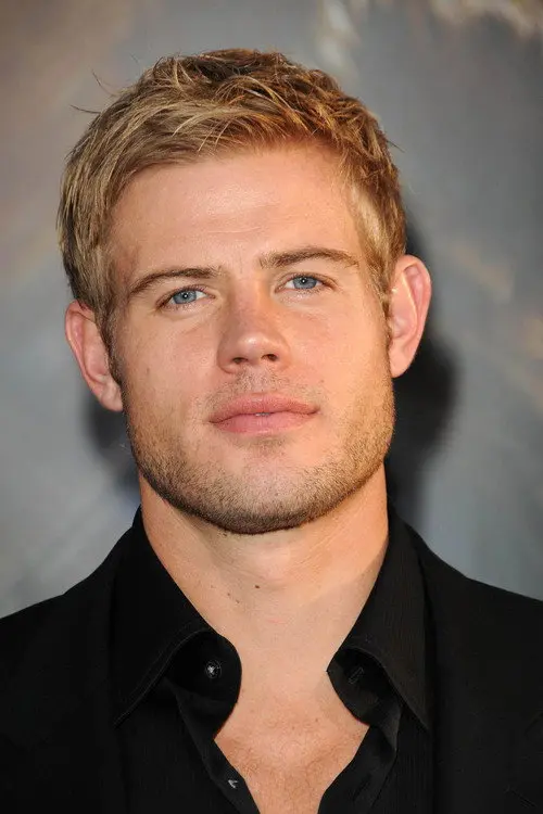 Фото Trevor Donovan