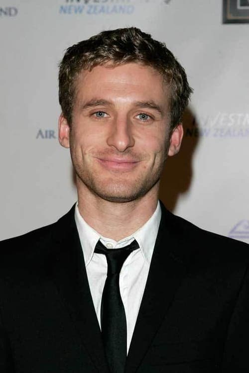 Фото Dean O'Gorman